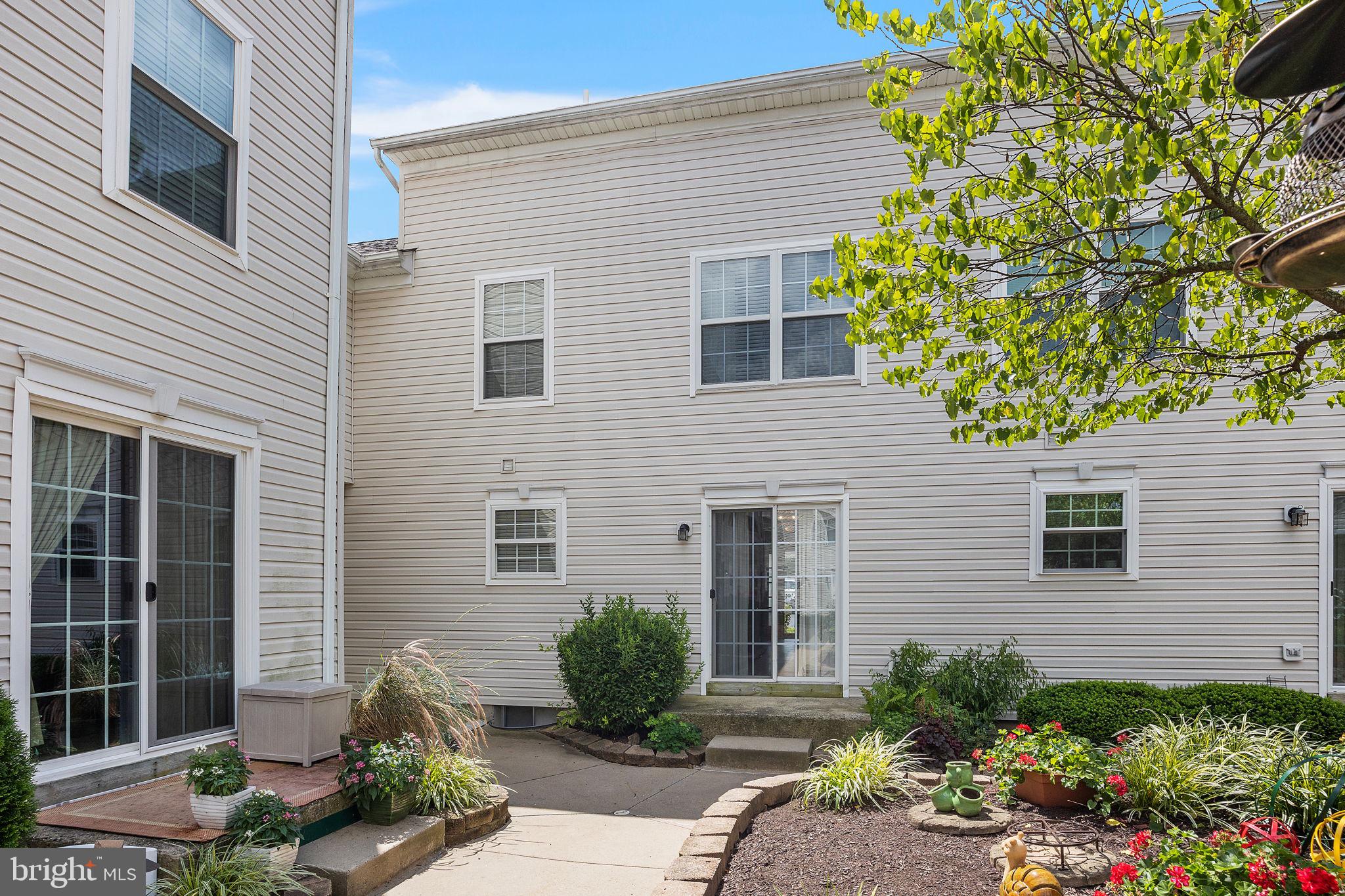 618 SONGBIRD COURT 177