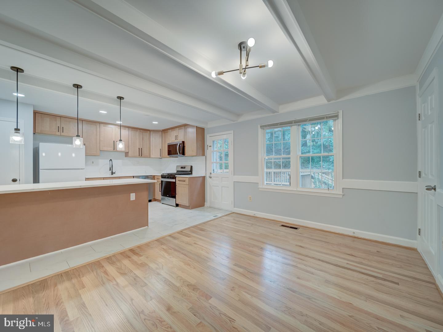 ROCKSHIRE - Residential Lease