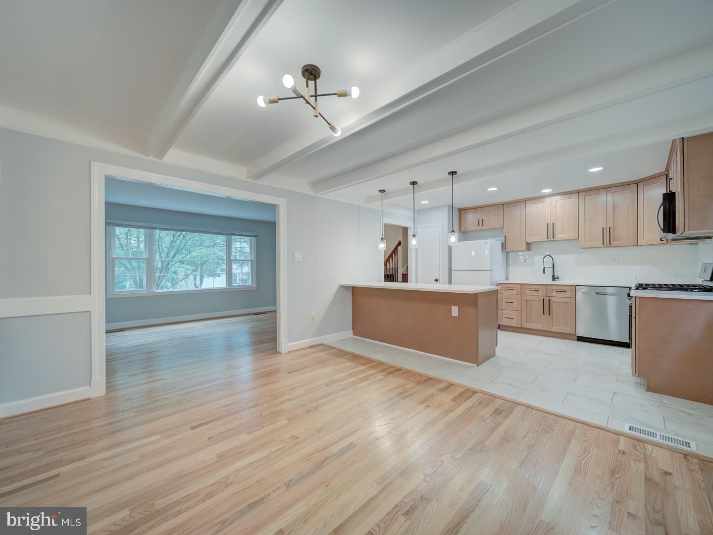 ROCKSHIRE - Residential Lease