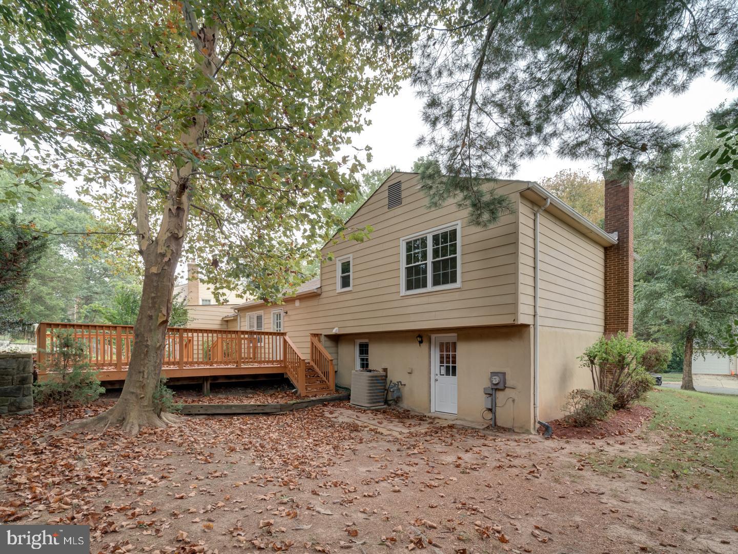 ROCKSHIRE - Residential Lease