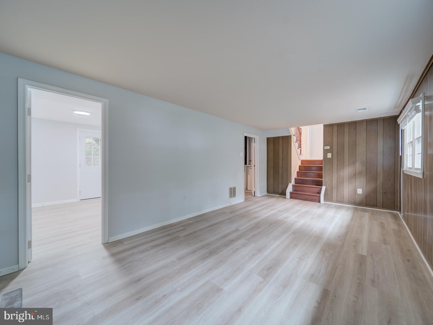 ROCKSHIRE - Residential Lease