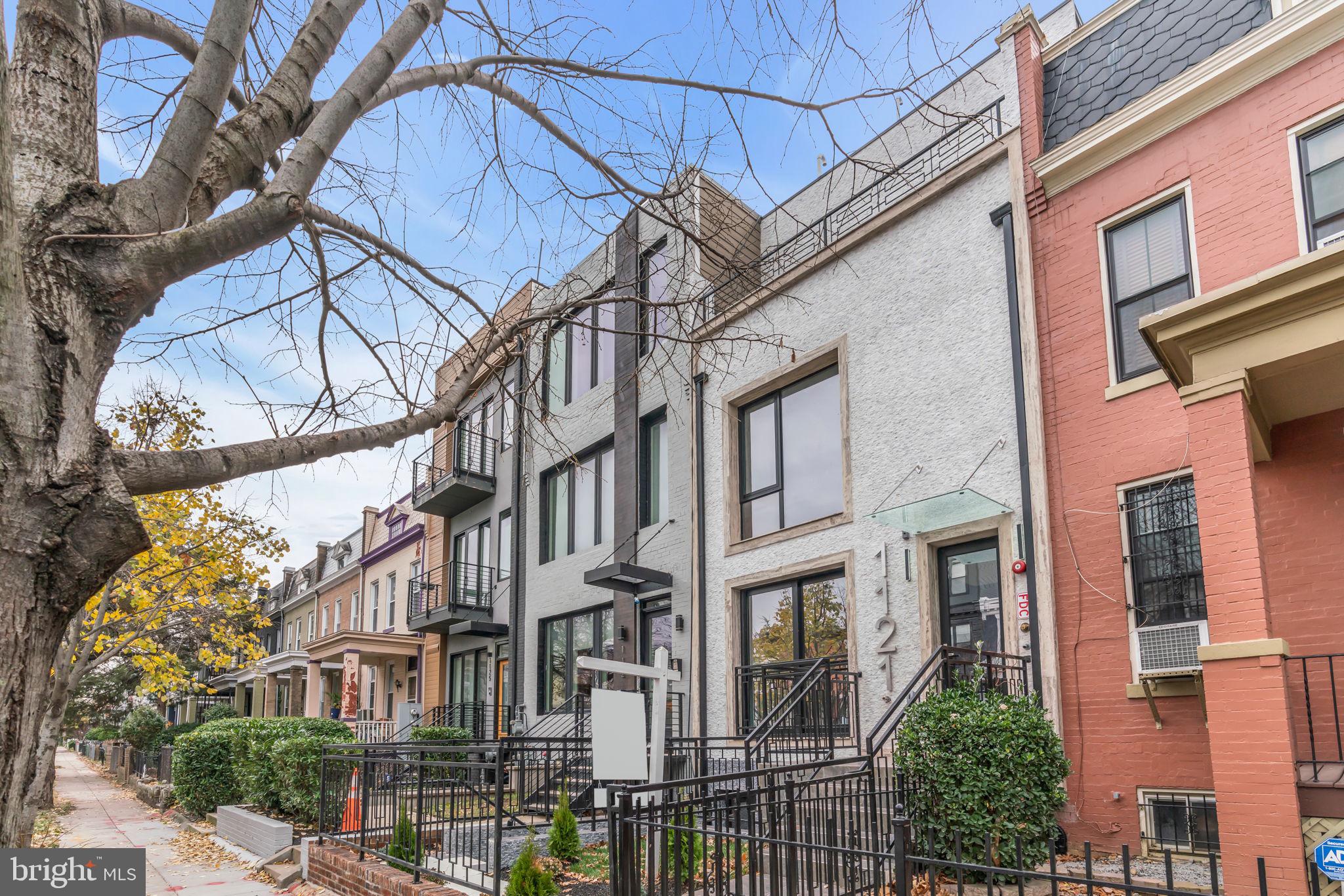 1121 MORSE STREET NE 2