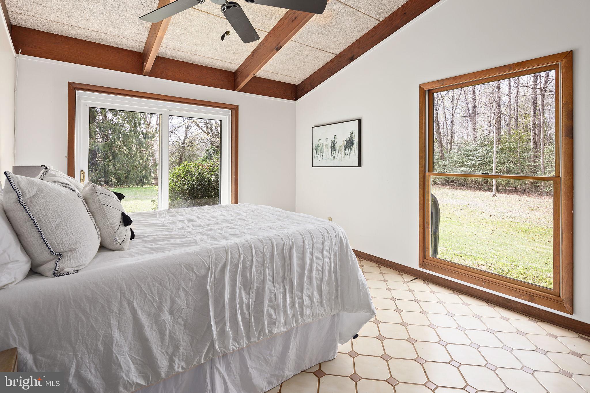 WALNUT ACRES - Residential