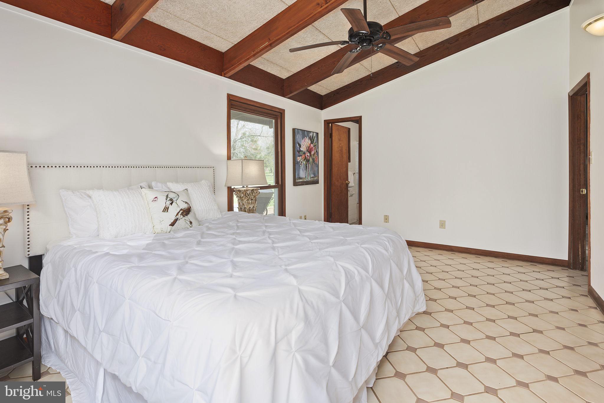 WALNUT ACRES - Residential