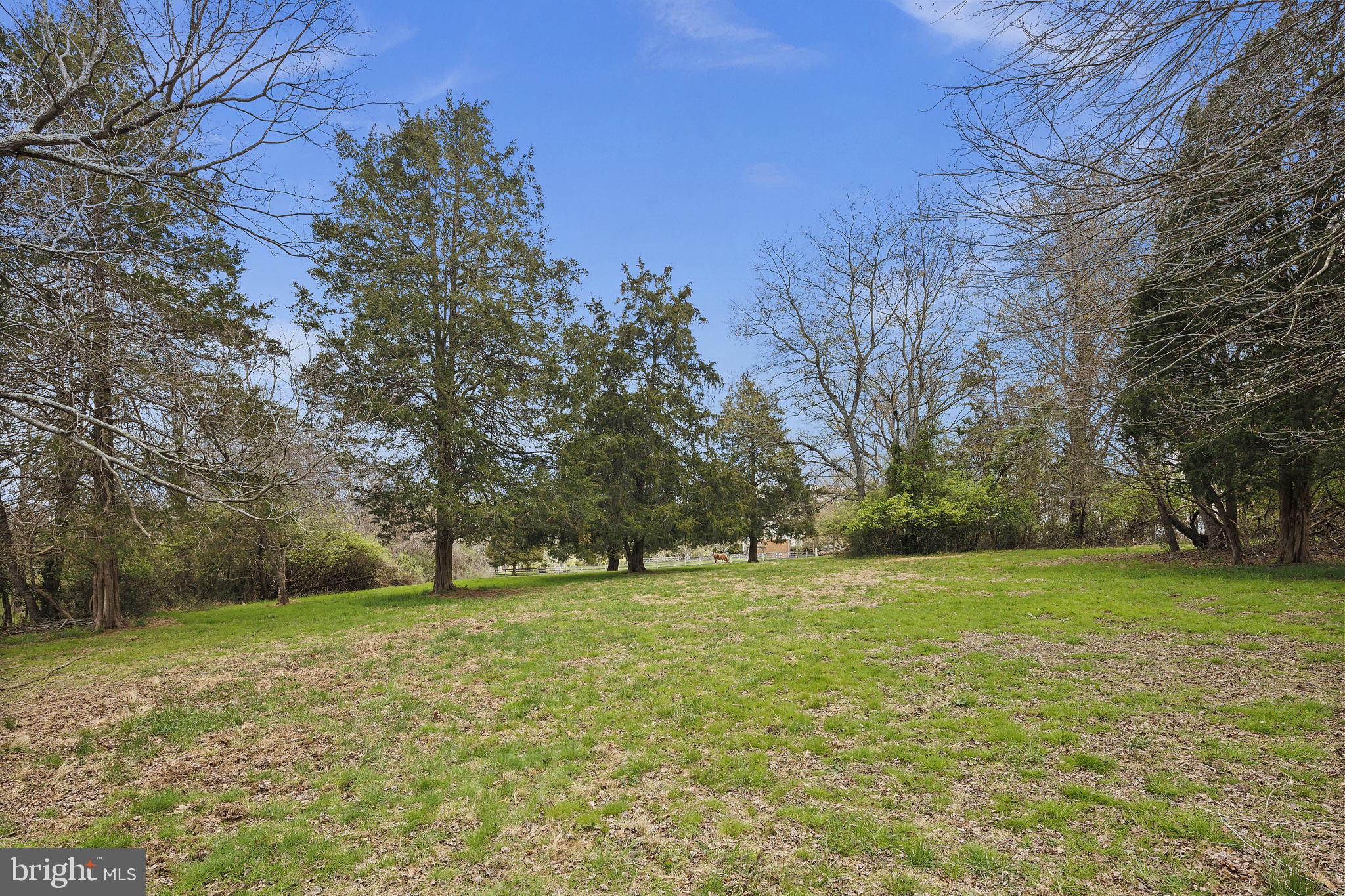 WALNUT ACRES - Residential