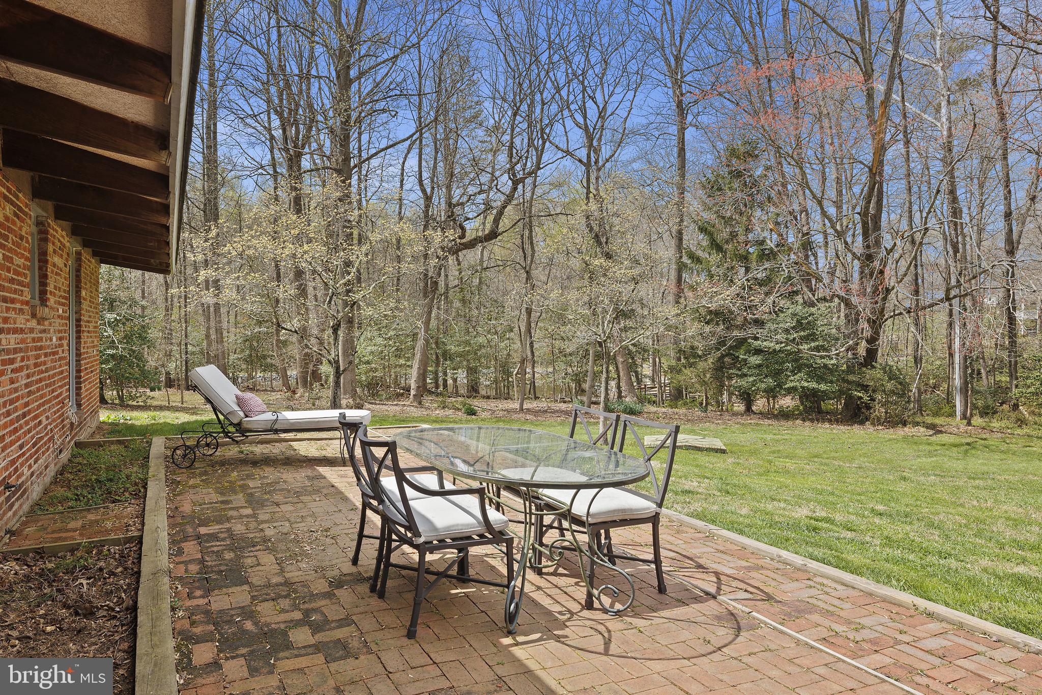 WALNUT ACRES - Residential