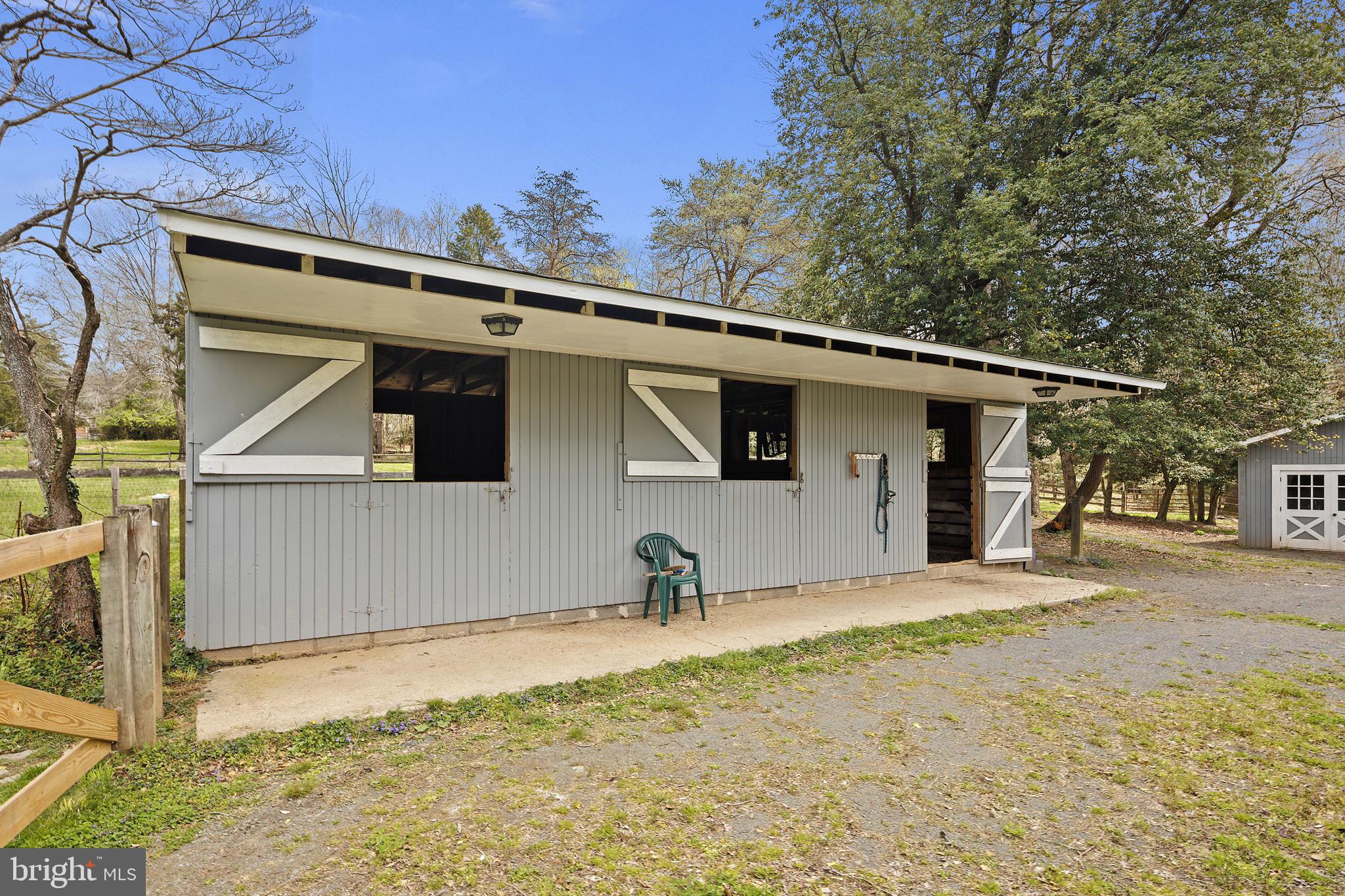 WALNUT ACRES - Residential