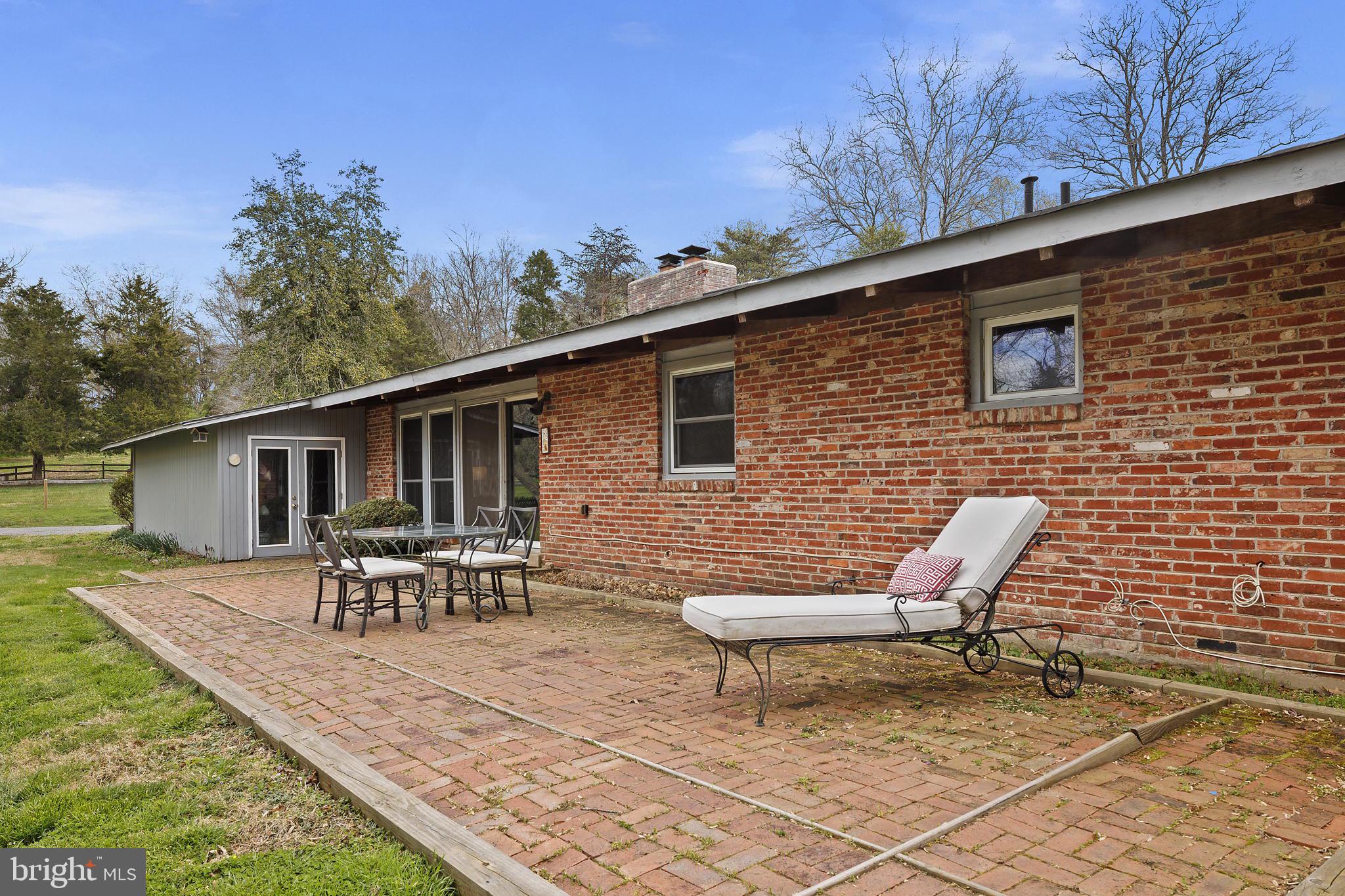 WALNUT ACRES - Residential