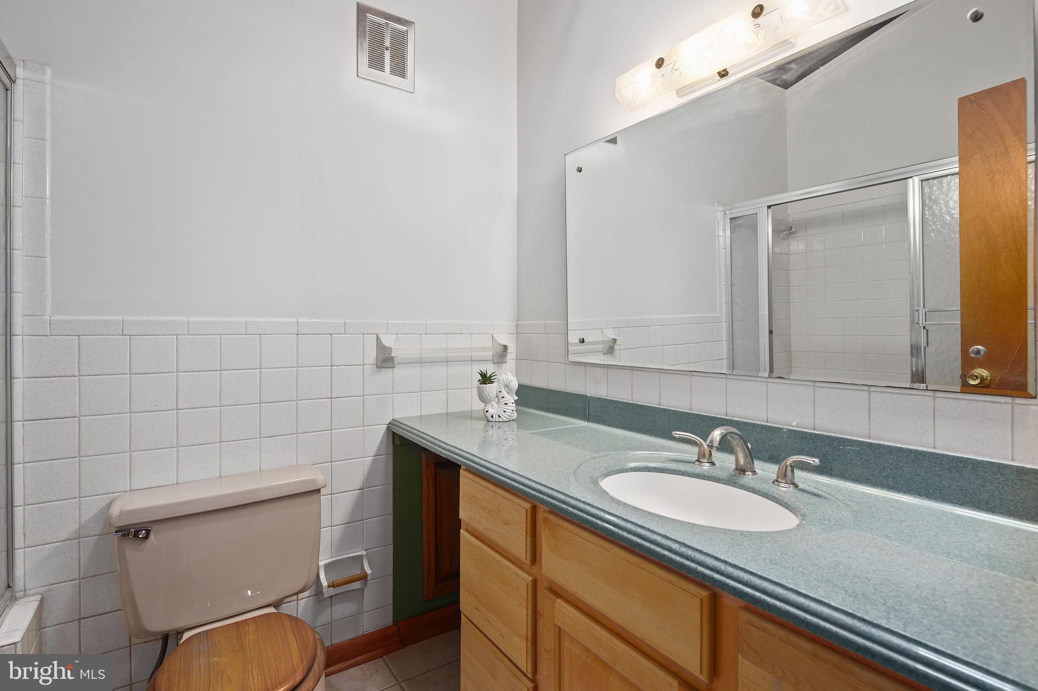 WALNUT ACRES - Residential