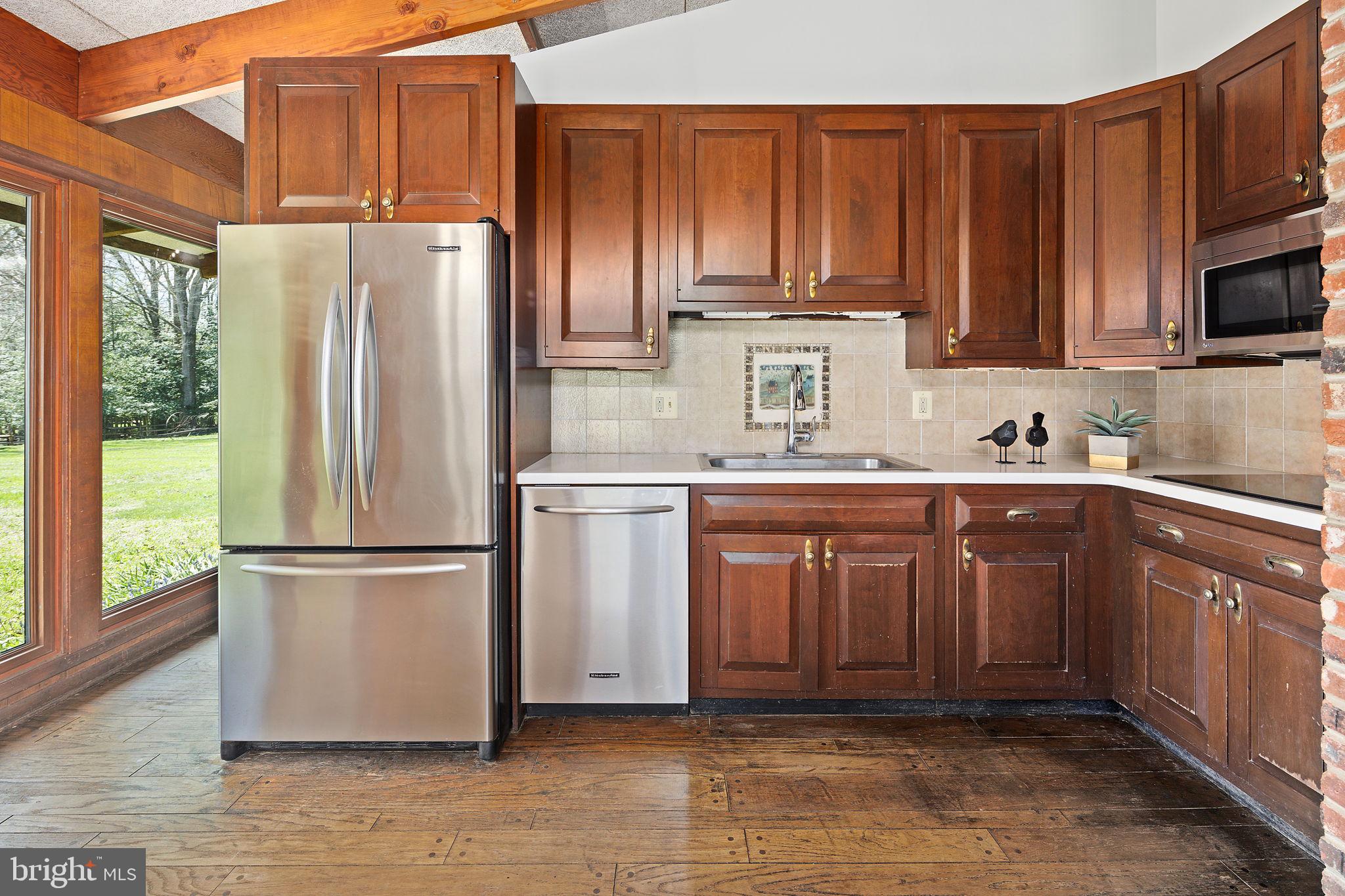 WALNUT ACRES - Residential