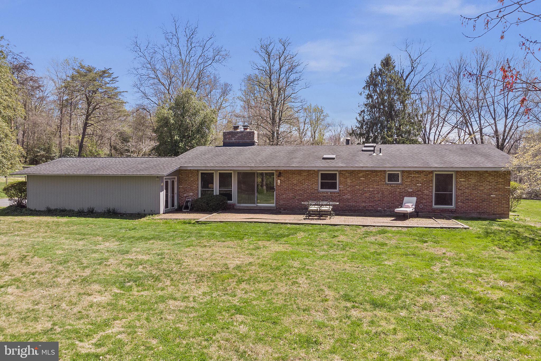 WALNUT ACRES - Residential