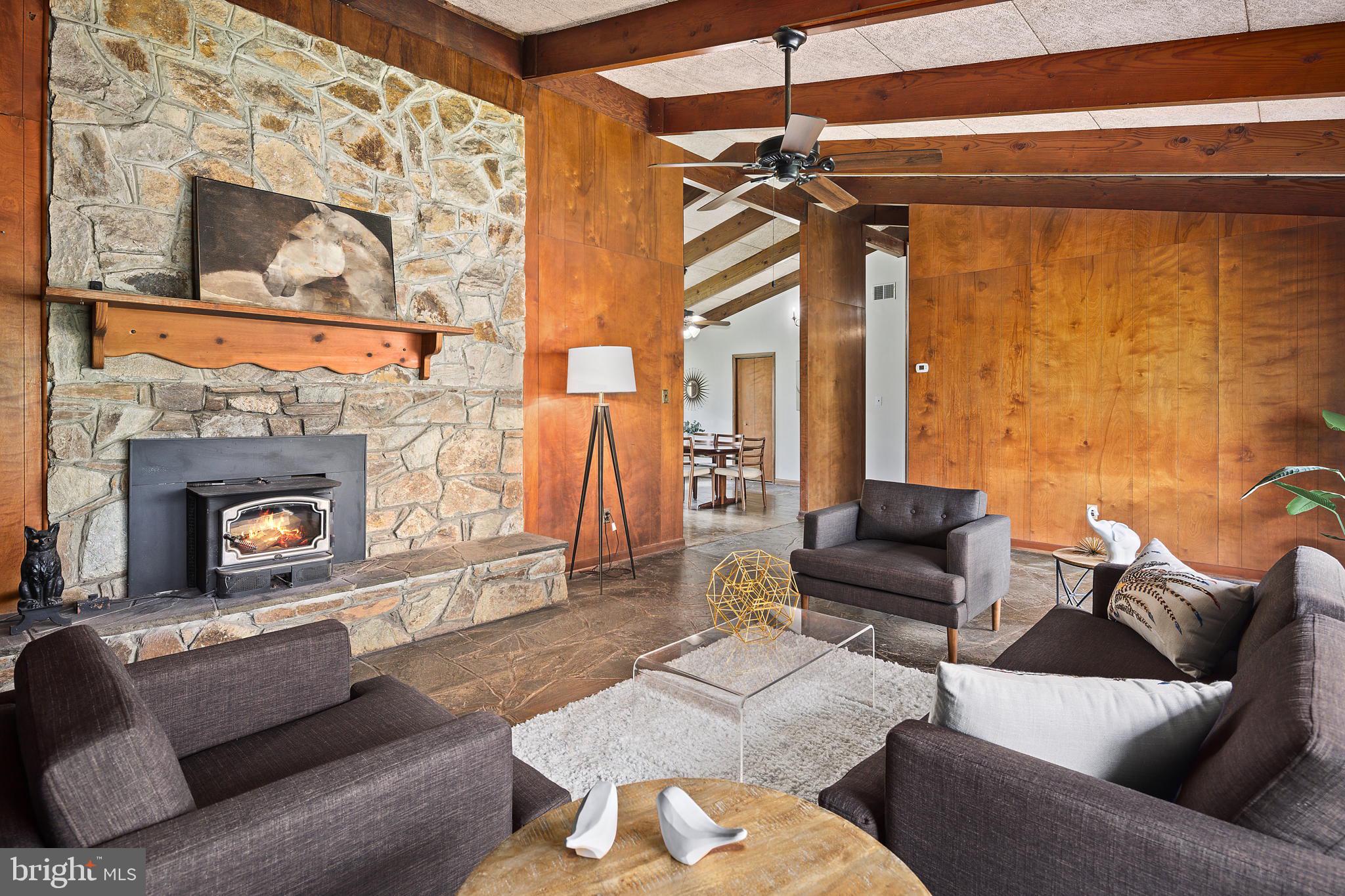 WALNUT ACRES - Residential