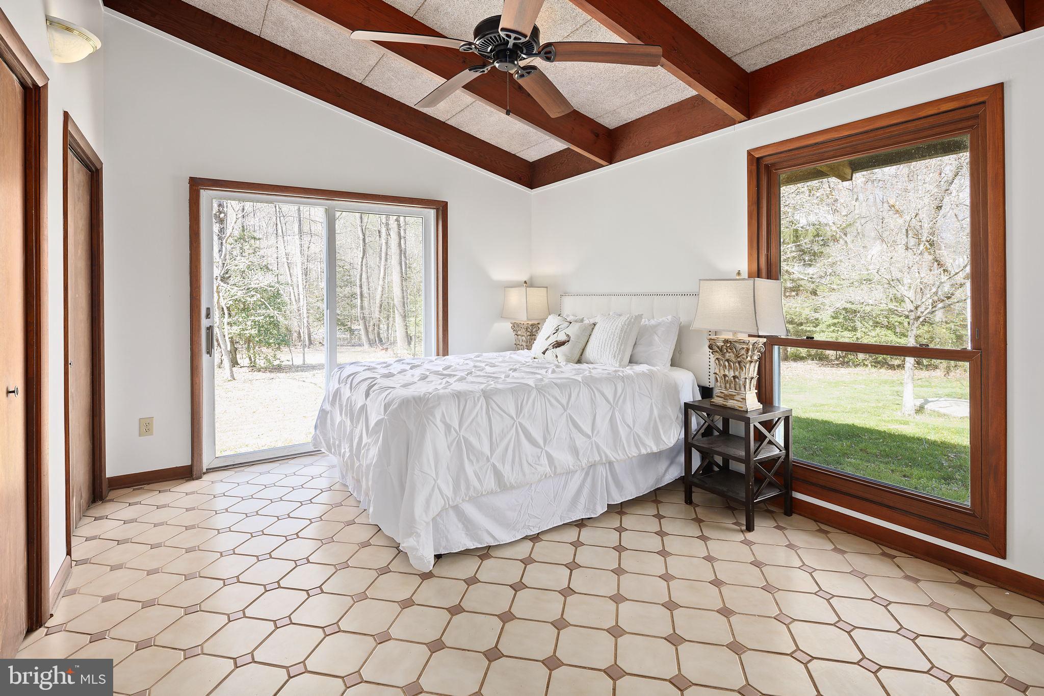 WALNUT ACRES - Residential