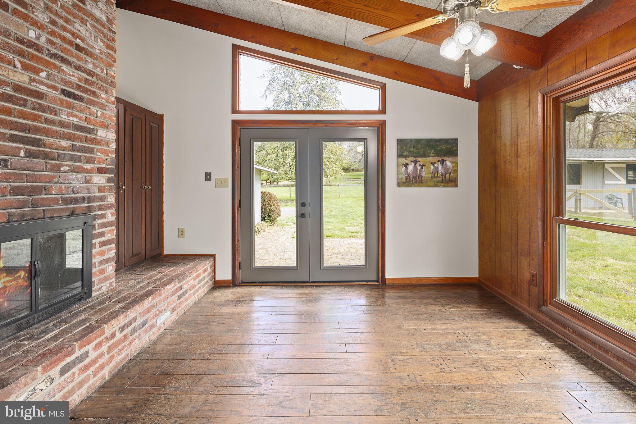 WALNUT ACRES - Residential