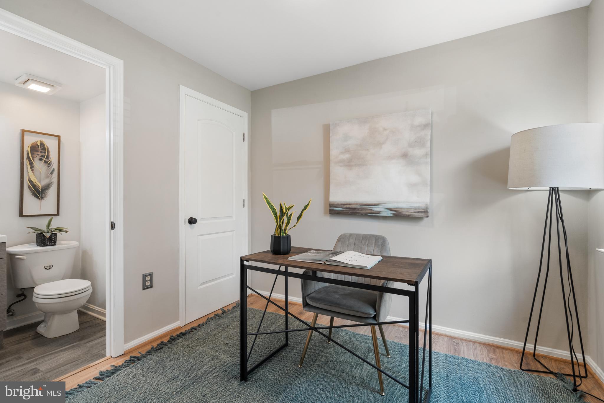 MAYFLOWER SQUARE - Residential