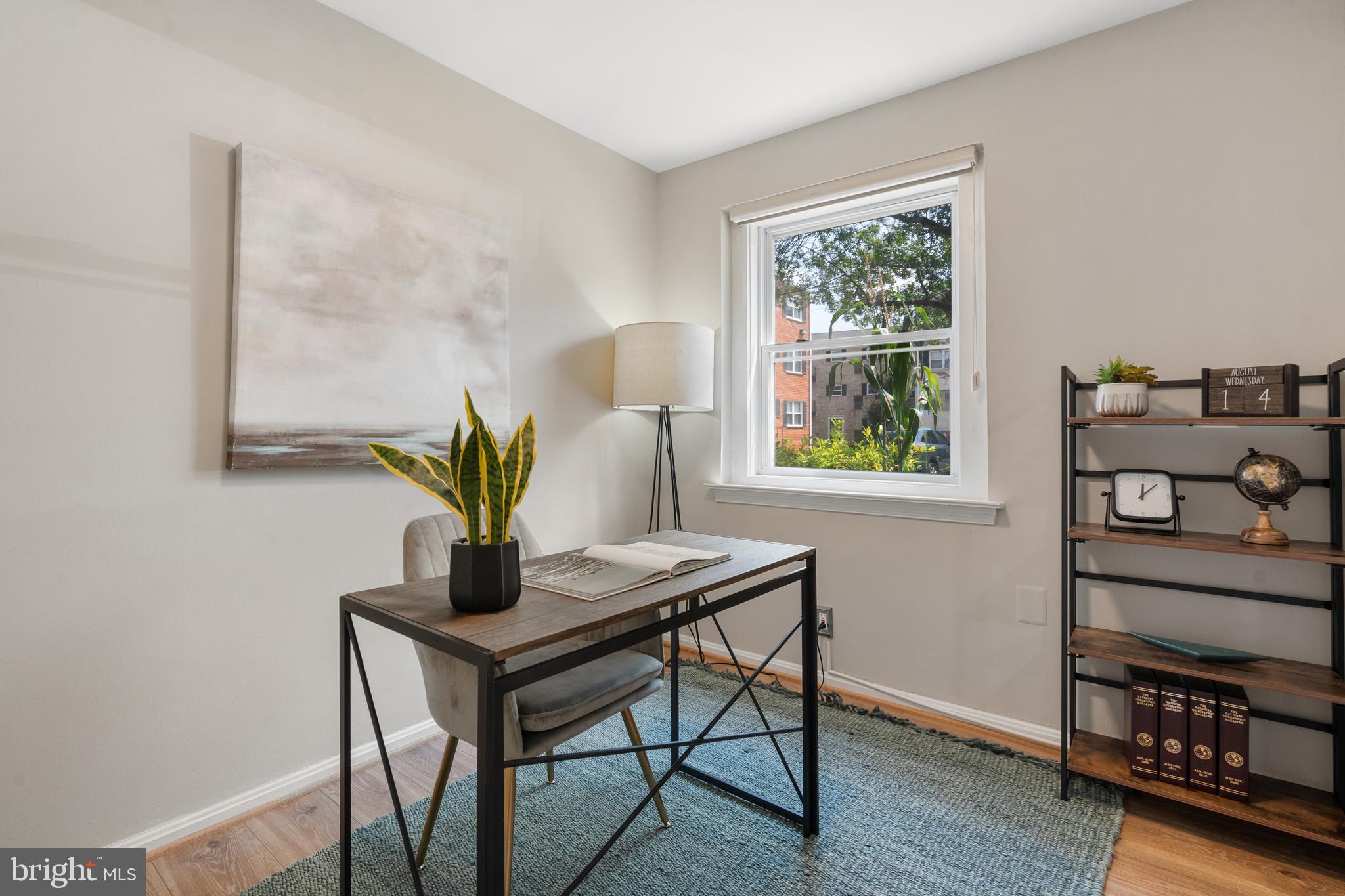 MAYFLOWER SQUARE - Residential