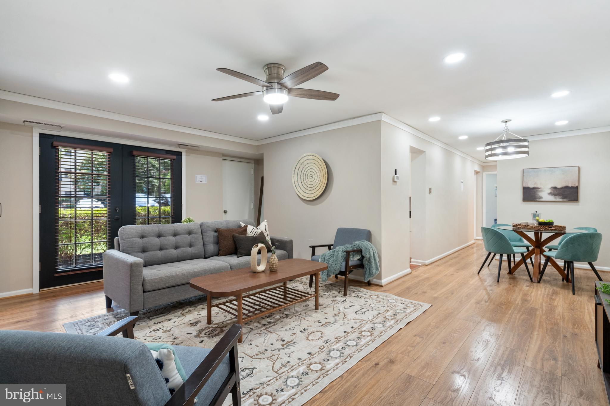 MAYFLOWER SQUARE - Residential