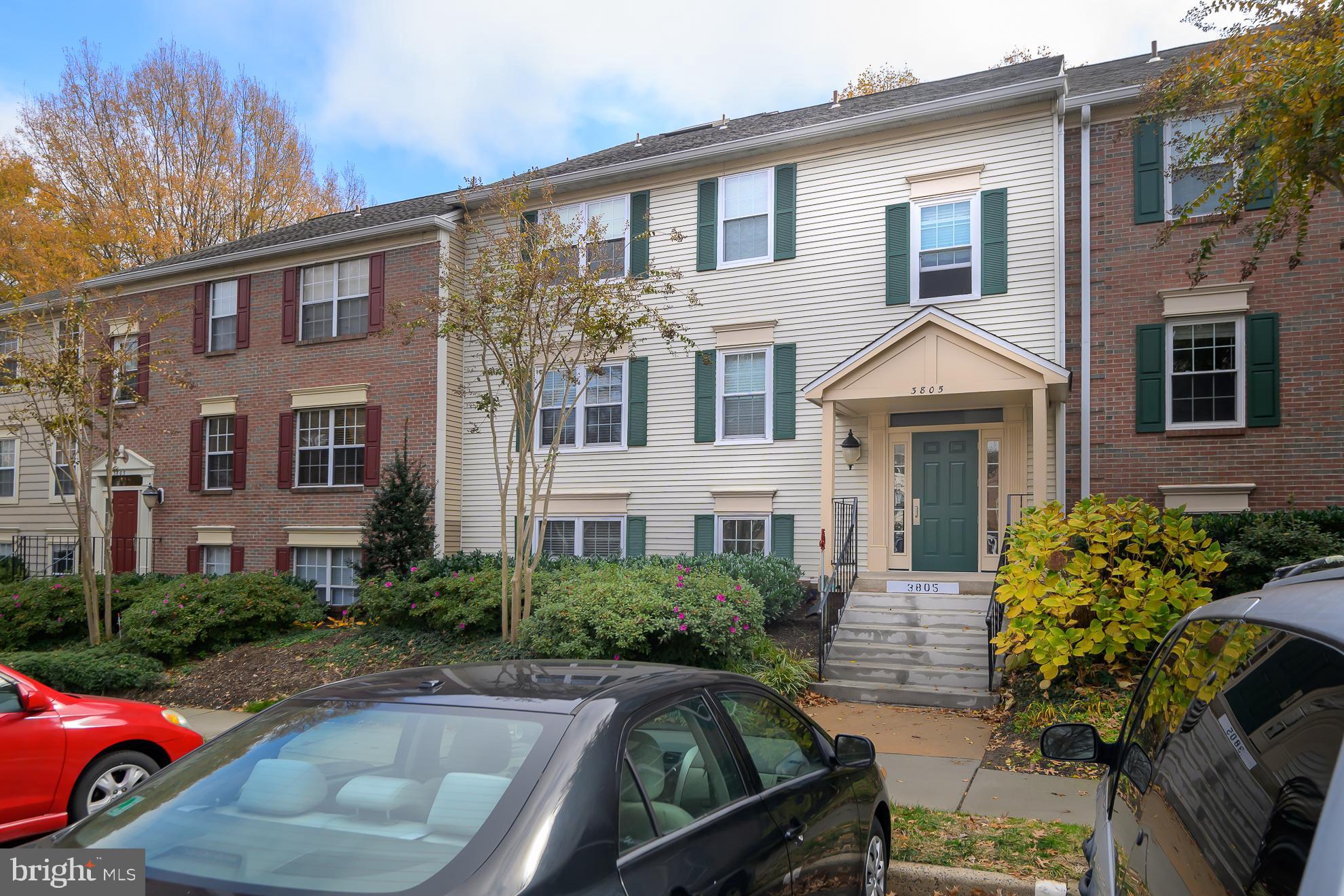 HEIGHTS AT PENDERBROOK - Residential Lease