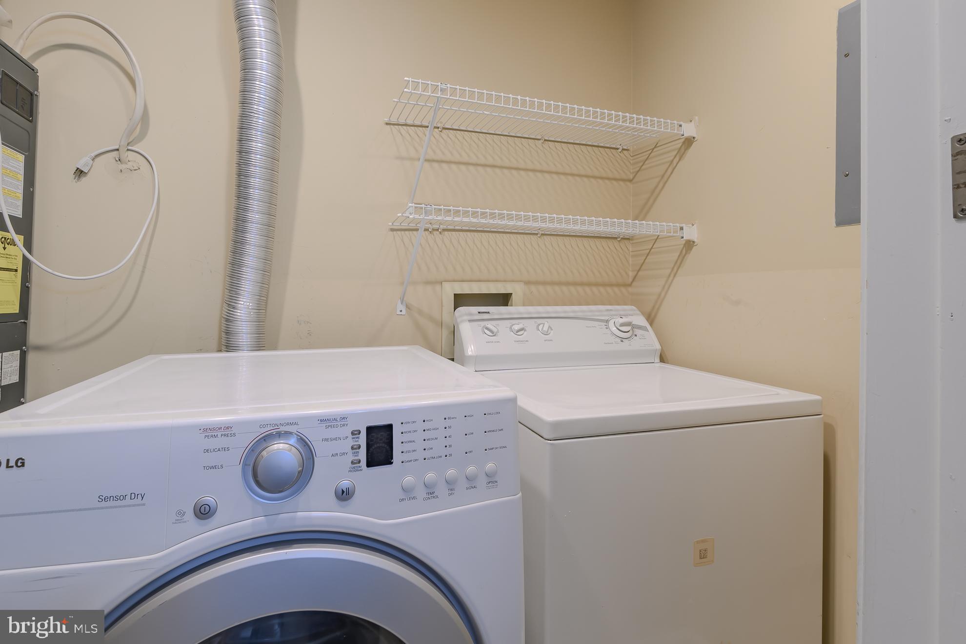 HEIGHTS AT PENDERBROOK - Residential Lease