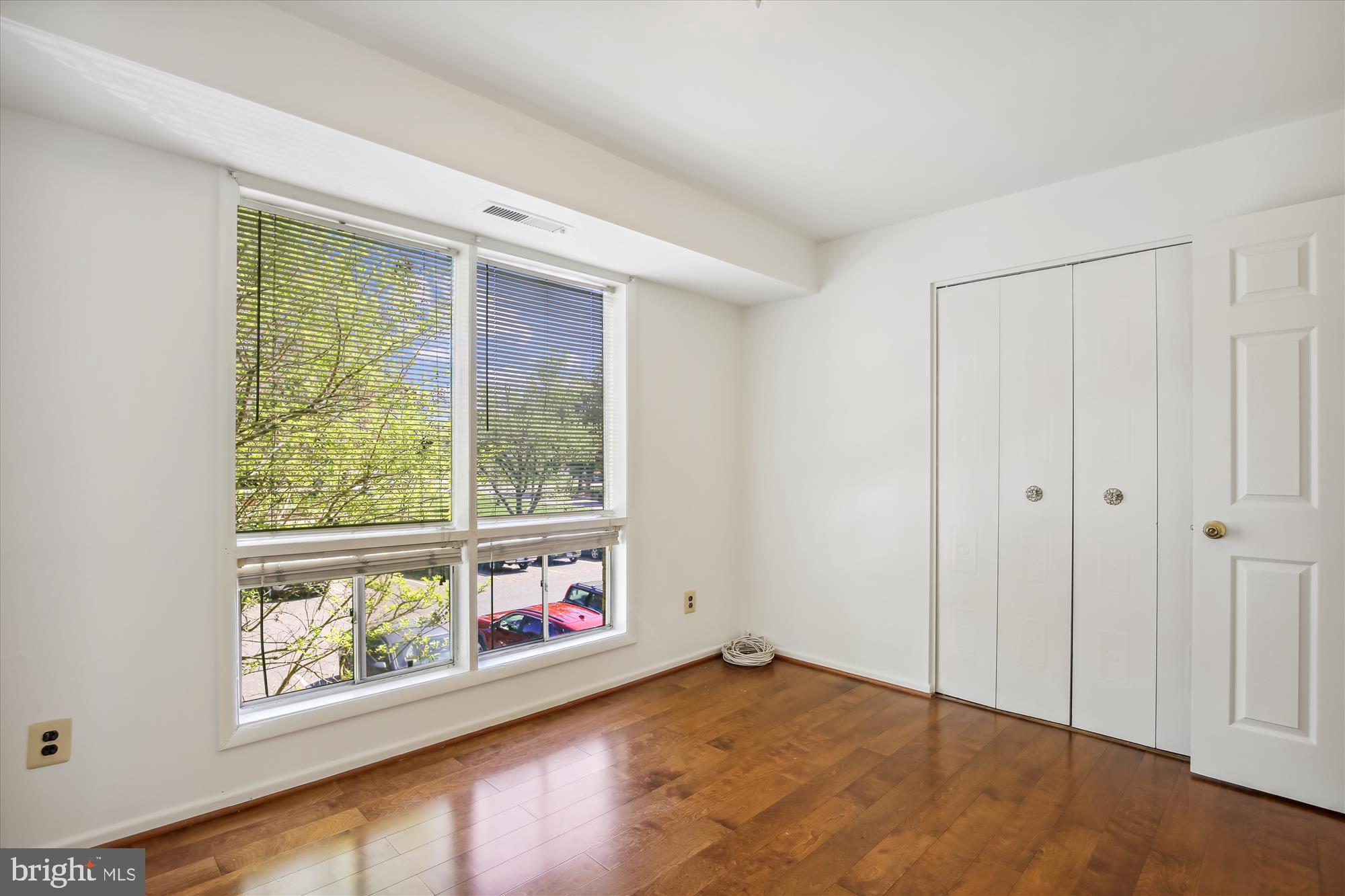 PARK TERRACE - Residential