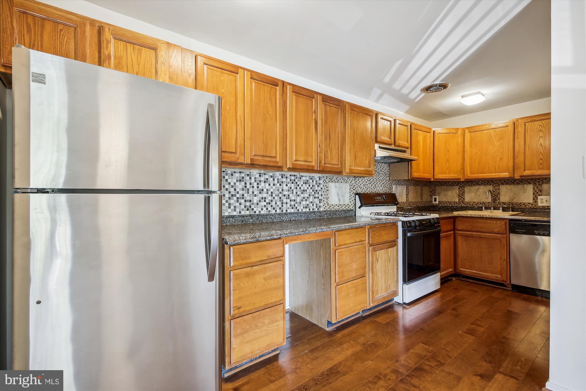 PARK TERRACE - Residential