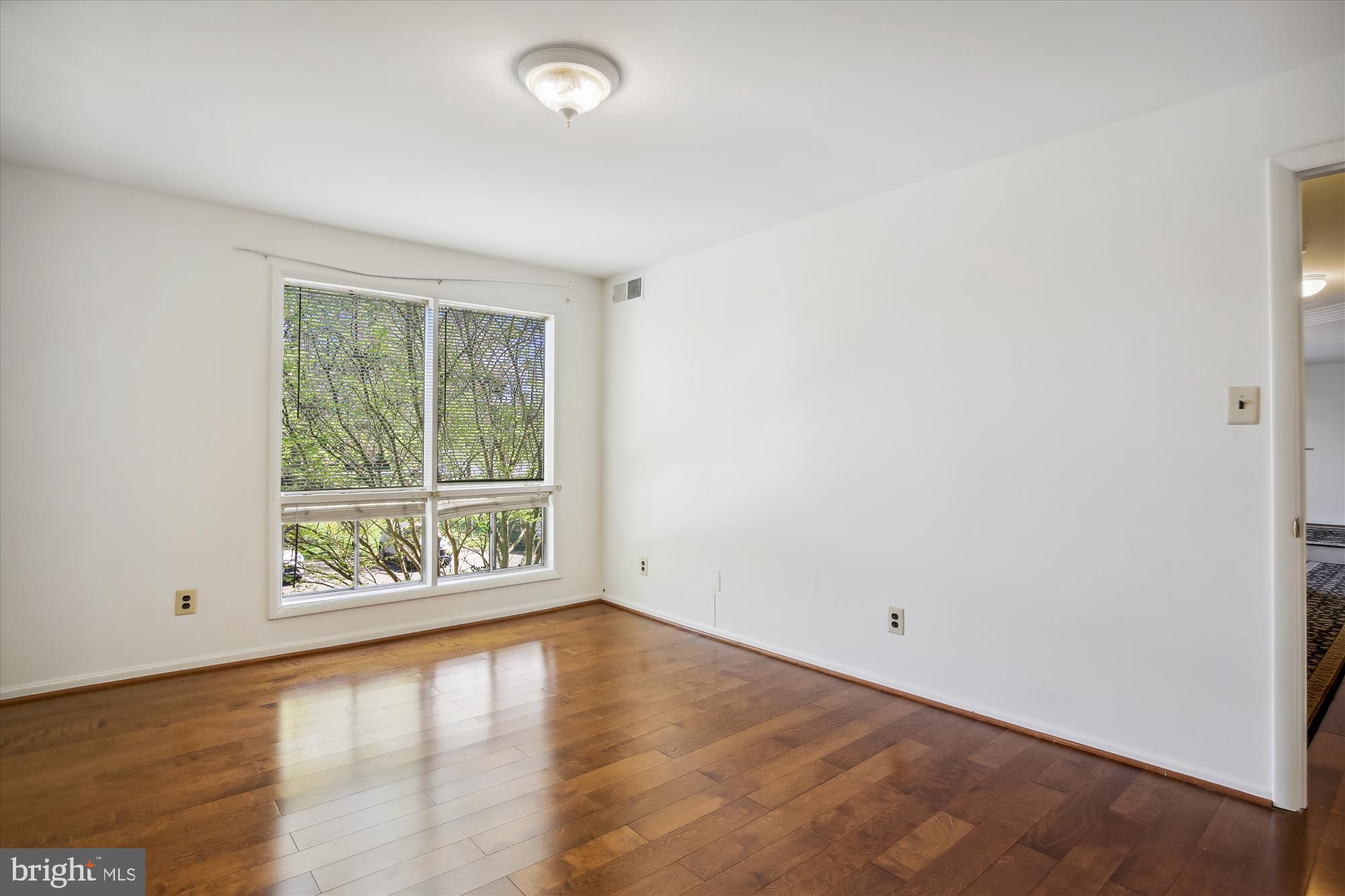 PARK TERRACE - Residential