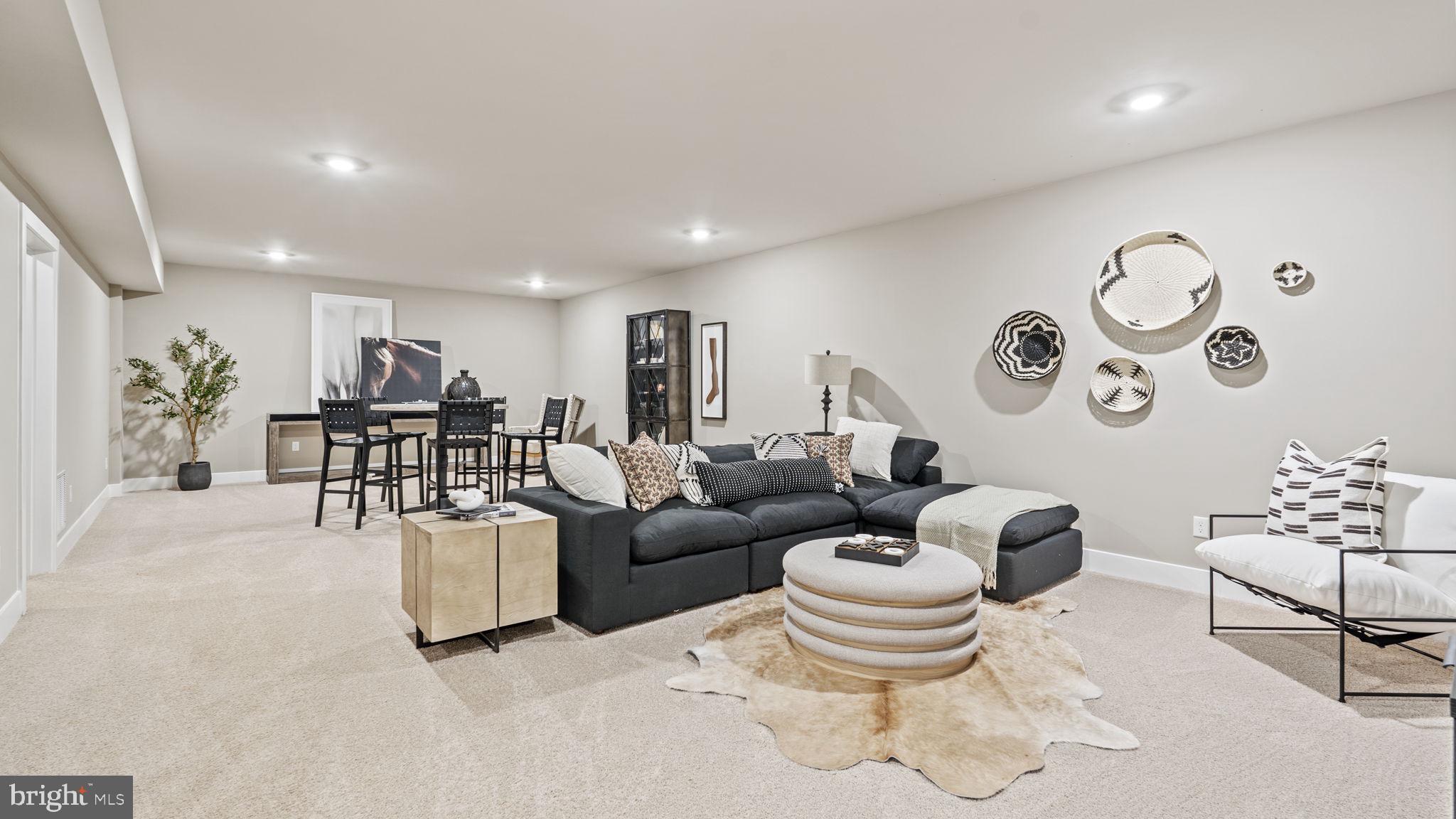 WOODED RUN ESTATES - Residential