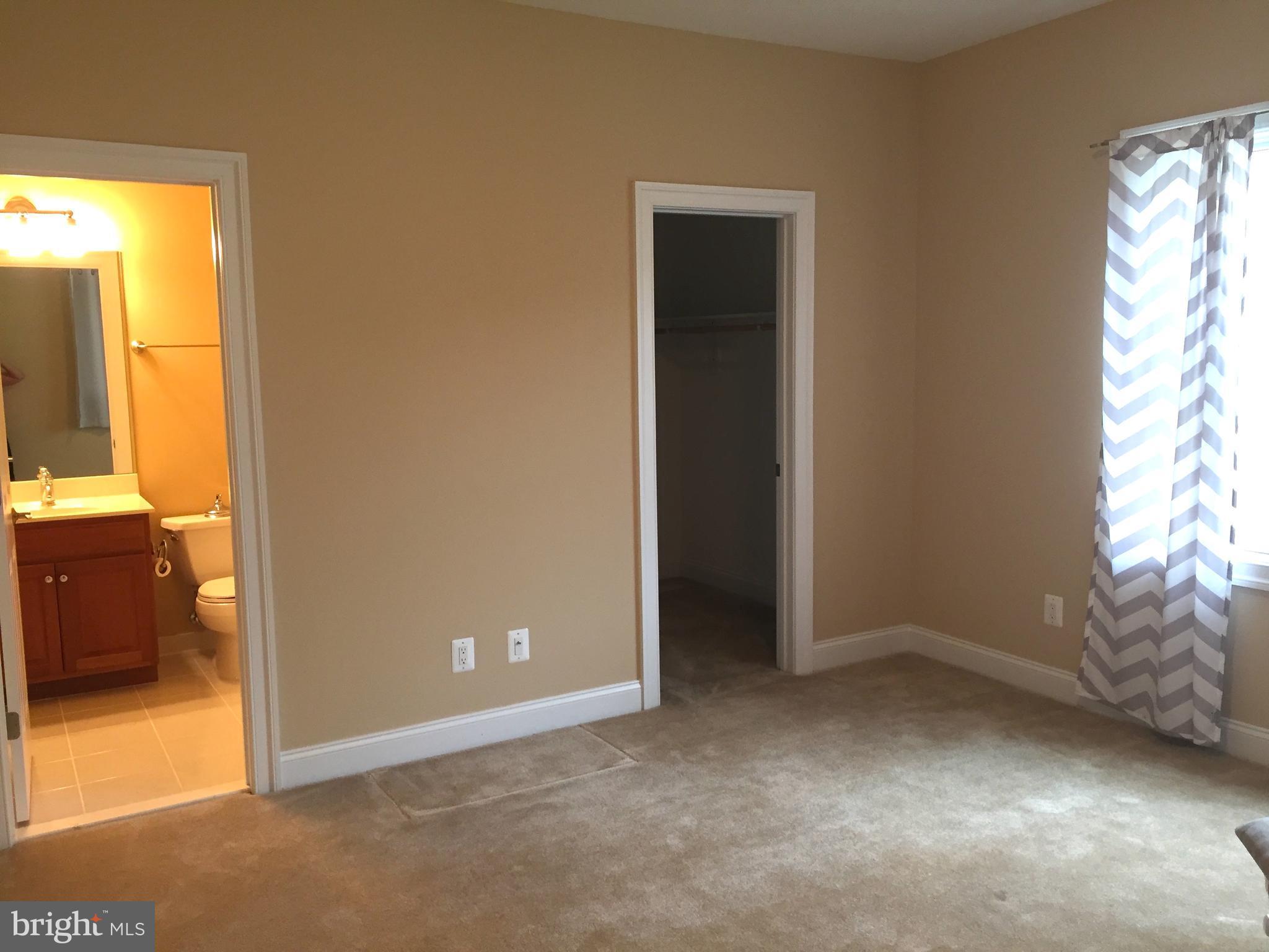 AYRLAWN - Residential