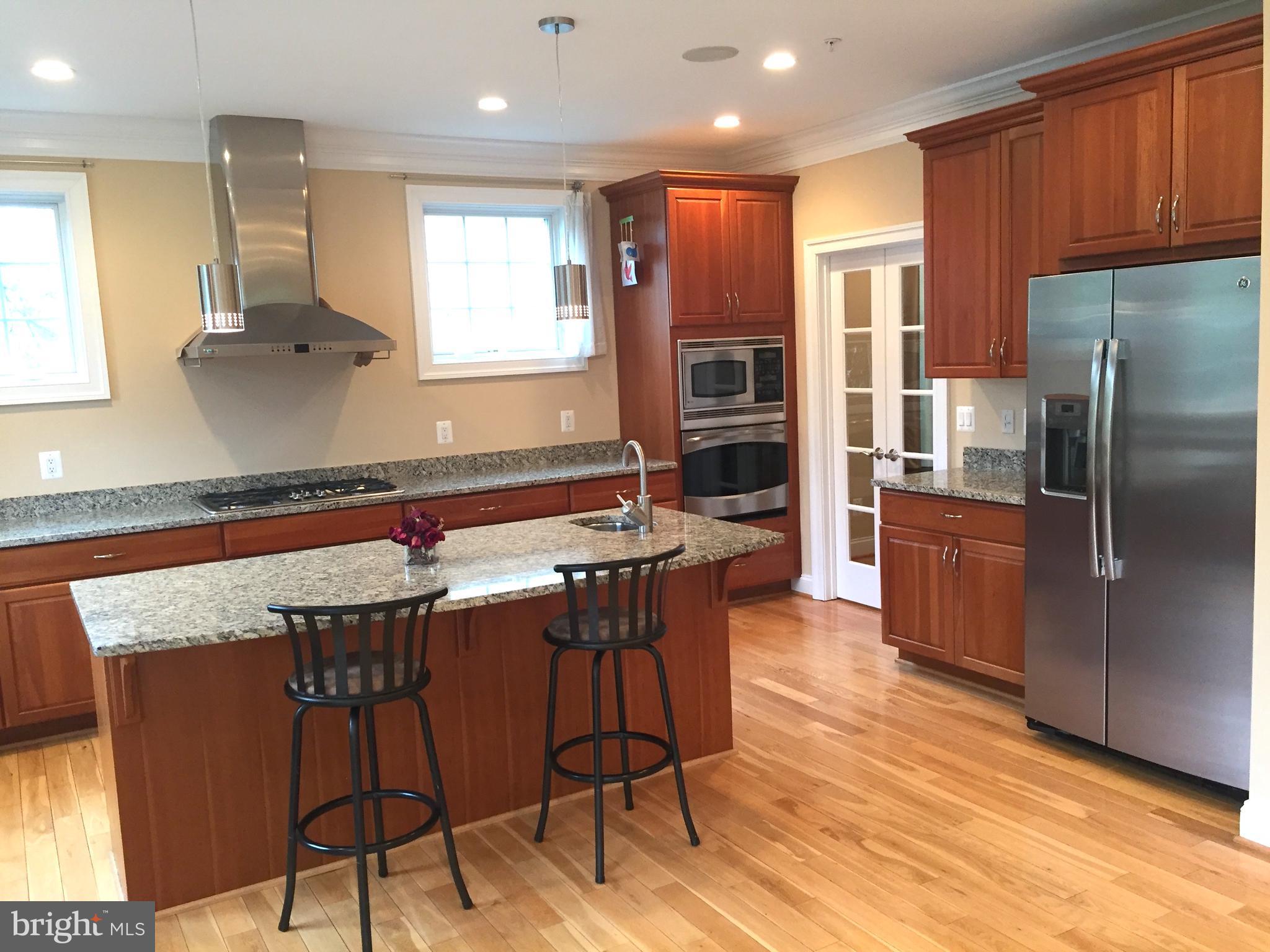 AYRLAWN - Residential