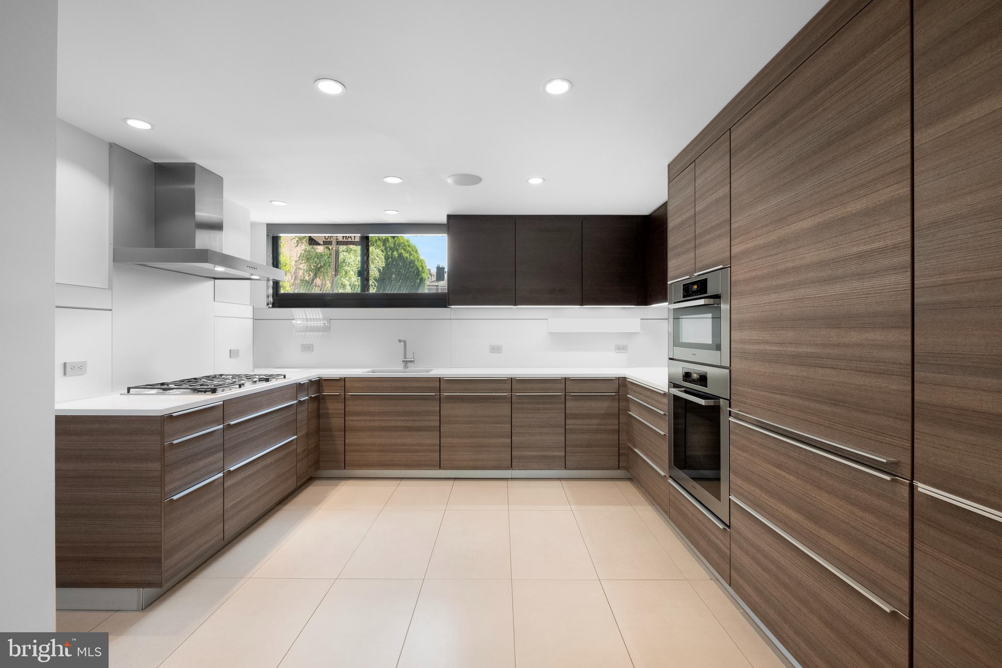 SOCIETY HILL - Residential