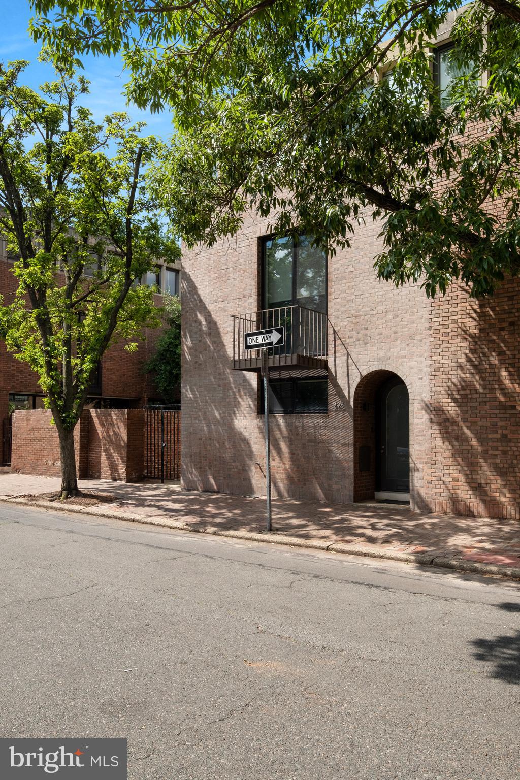 SOCIETY HILL - Residential