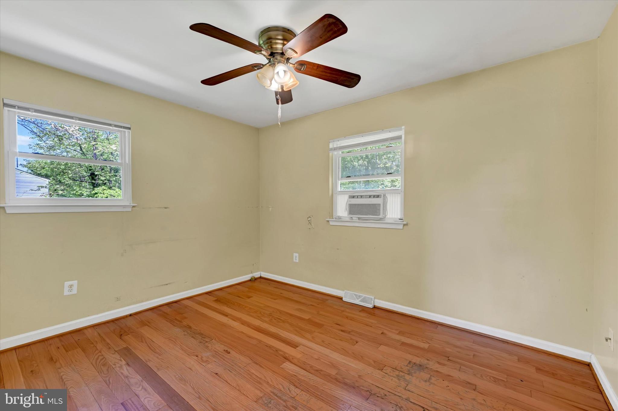 SUTER CIRCLE - Residential