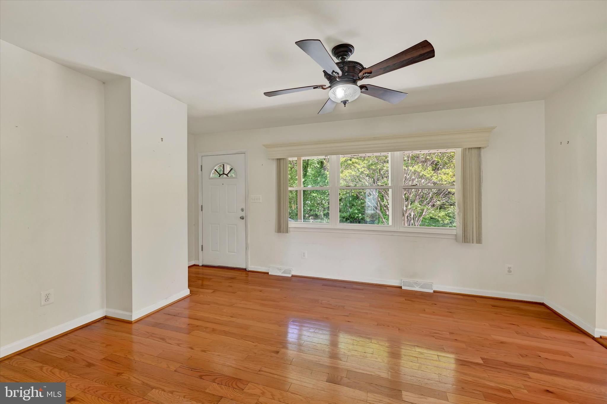 SUTER CIRCLE - Residential
