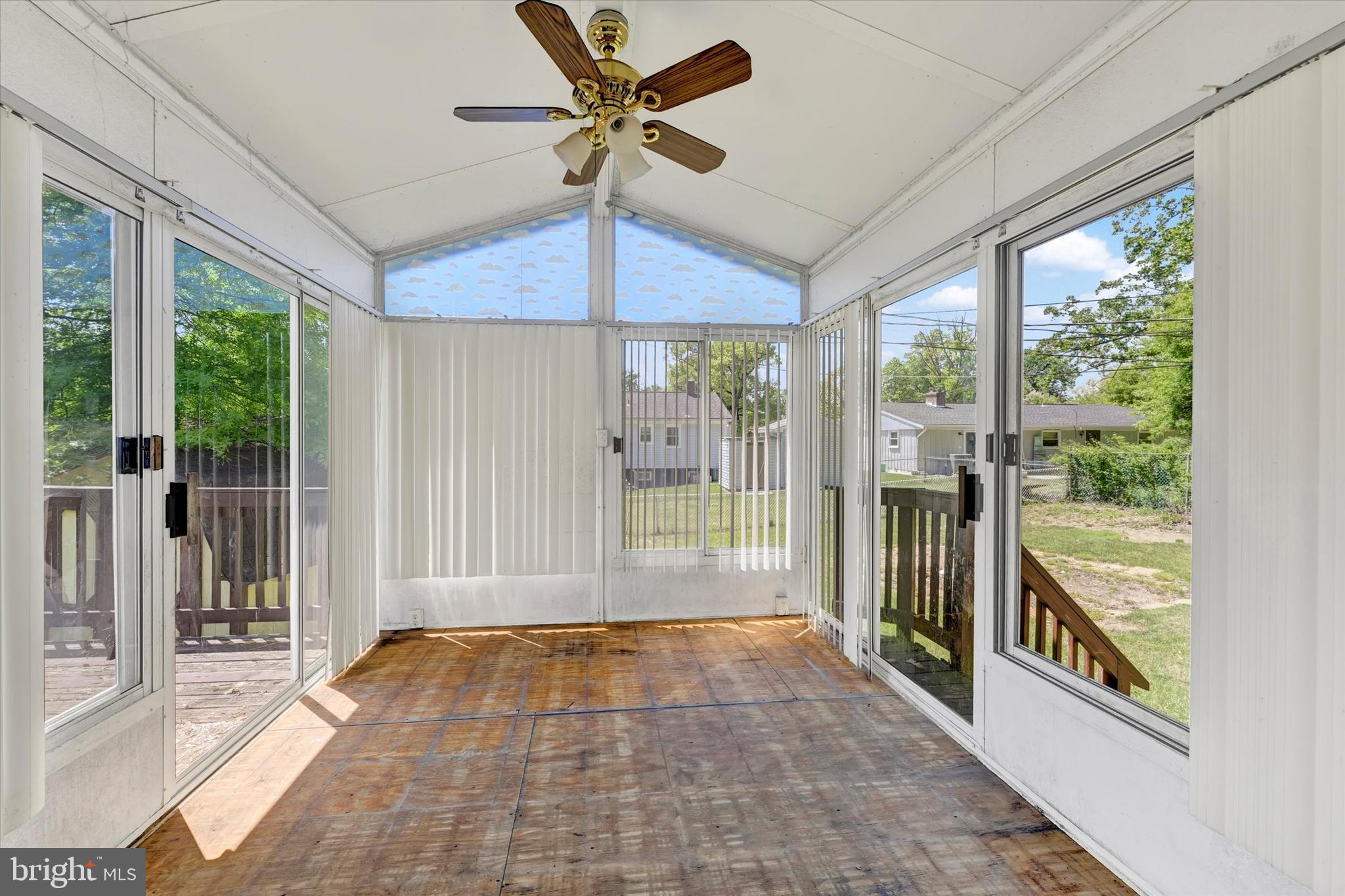 SUTER CIRCLE - Residential