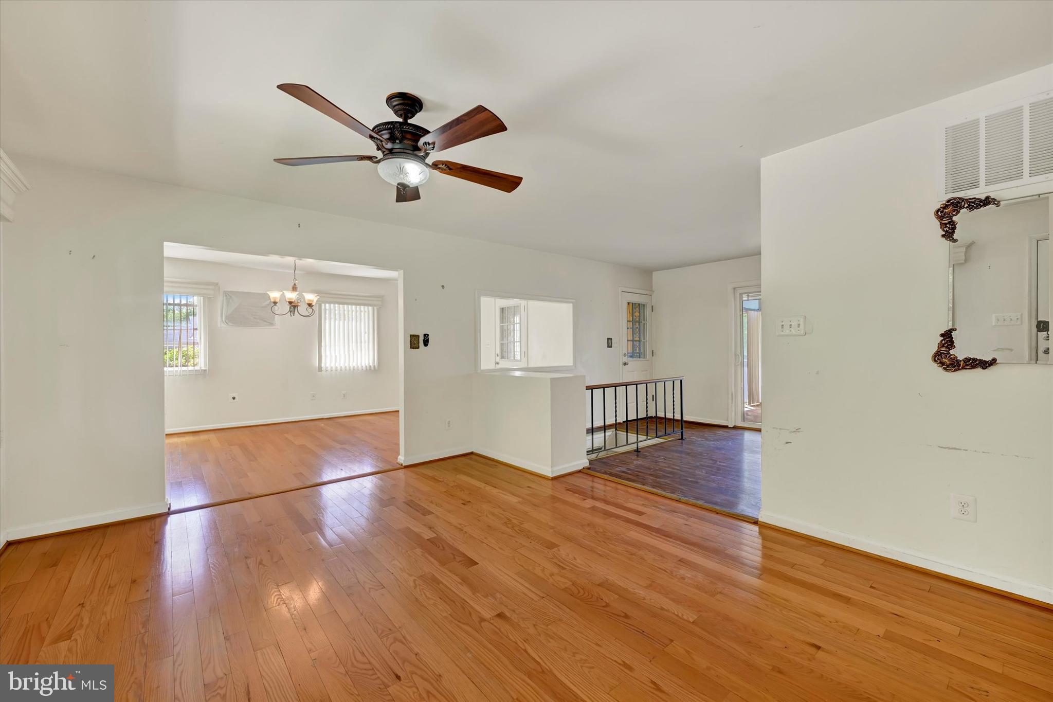 SUTER CIRCLE - Residential