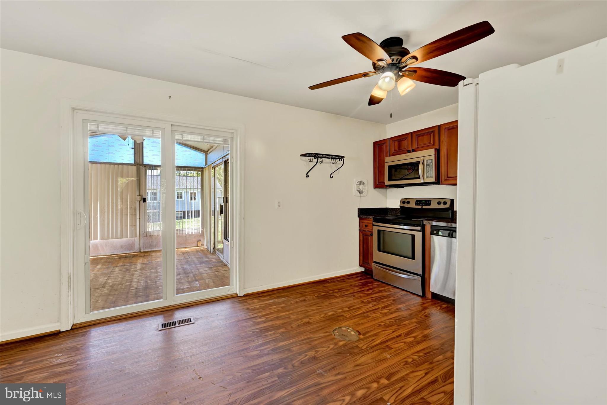SUTER CIRCLE - Residential