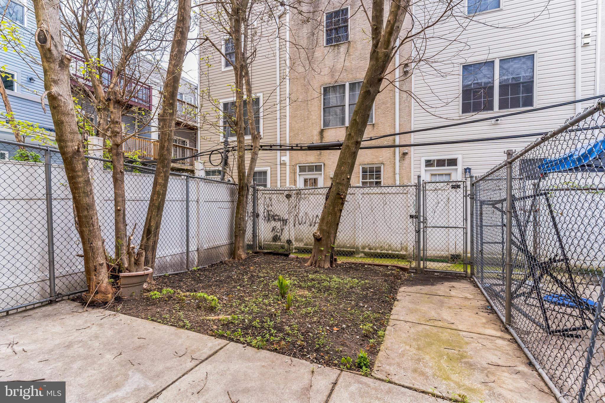 GRADUATE HOSPITAL - Residential Lease