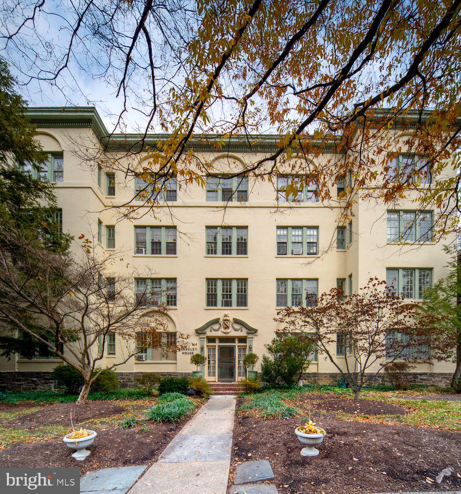 TUSCANY-CANTERBURY - Residential