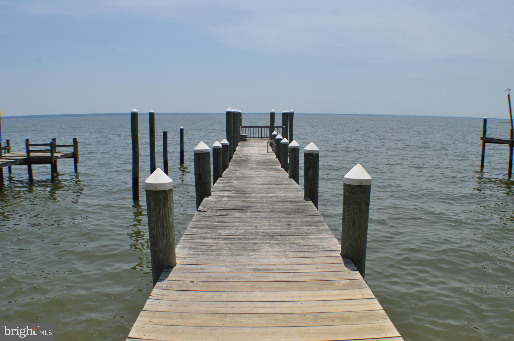 COBB ISLAND - Residential