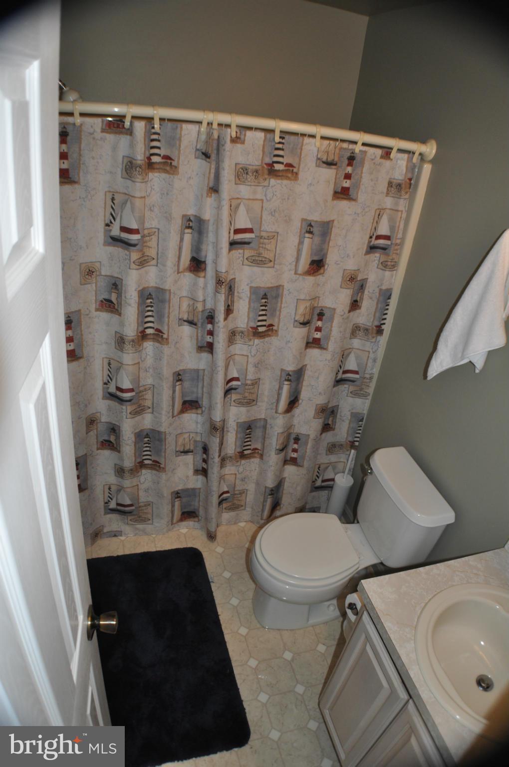 COBB ISLAND - Residential