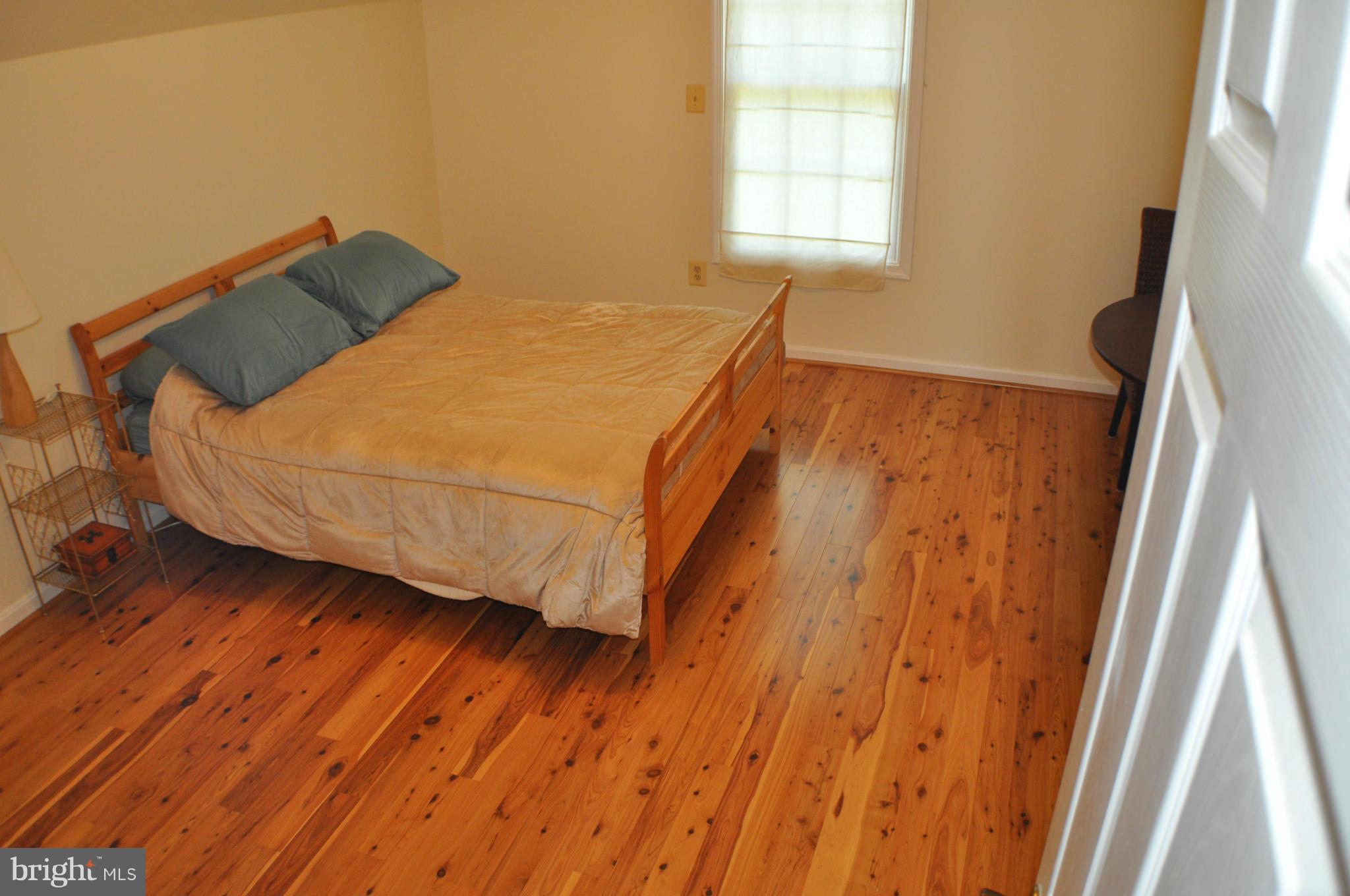 COBB ISLAND - Residential