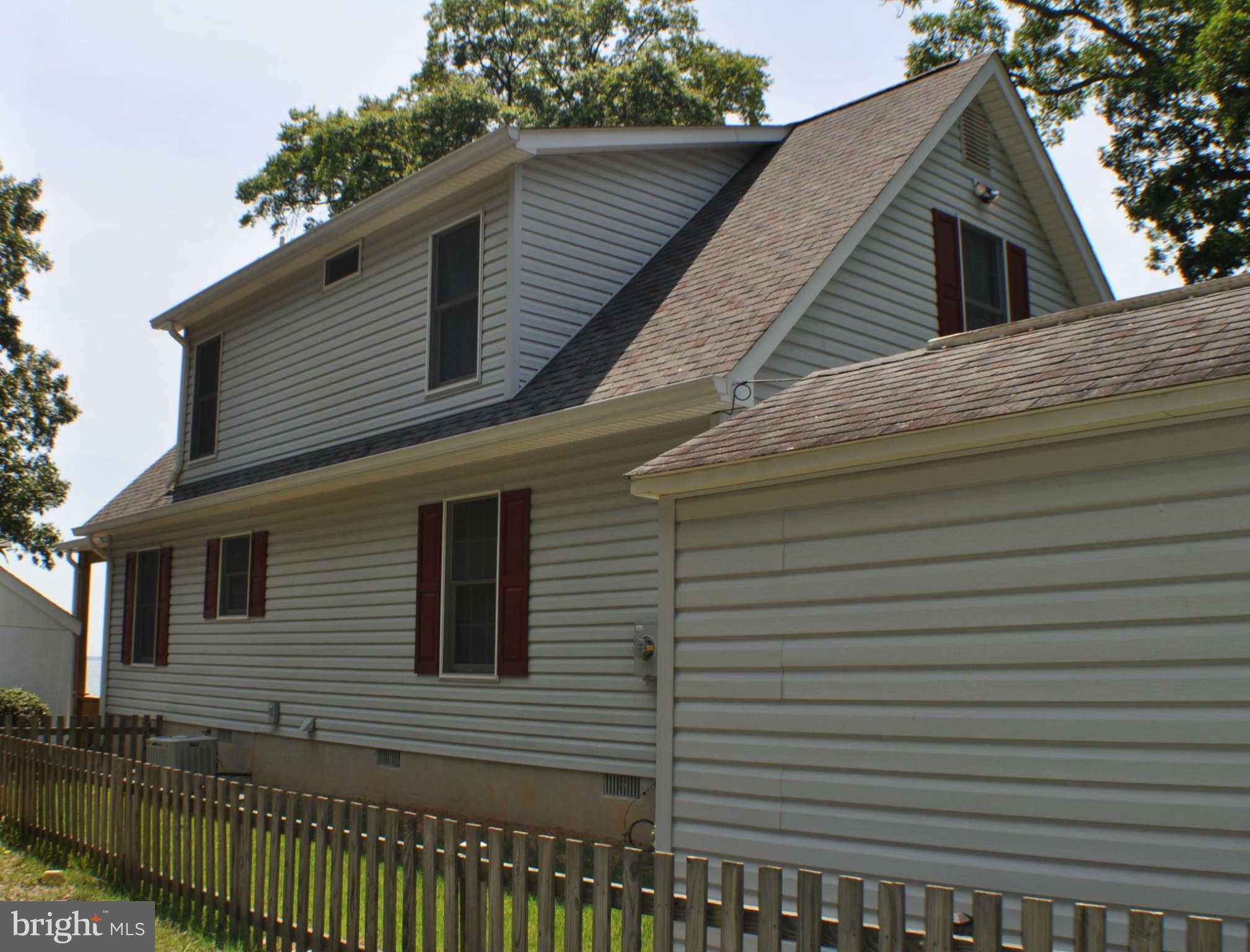 COBB ISLAND - Residential