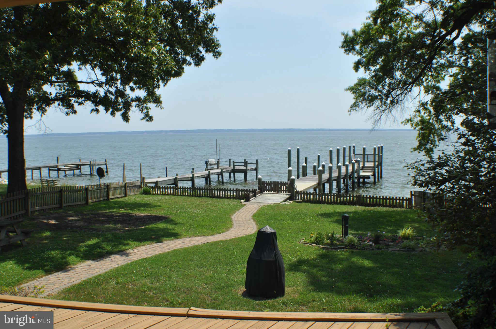 COBB ISLAND - Residential