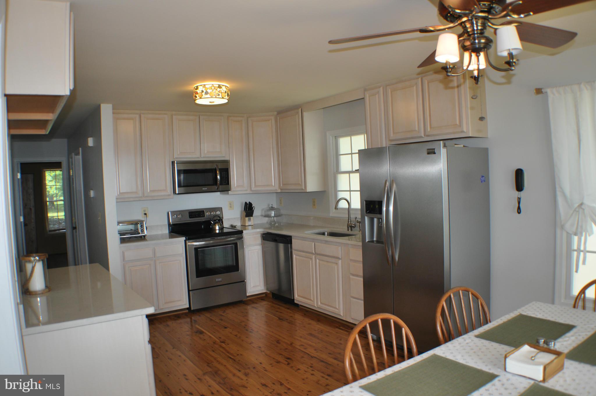 COBB ISLAND - Residential