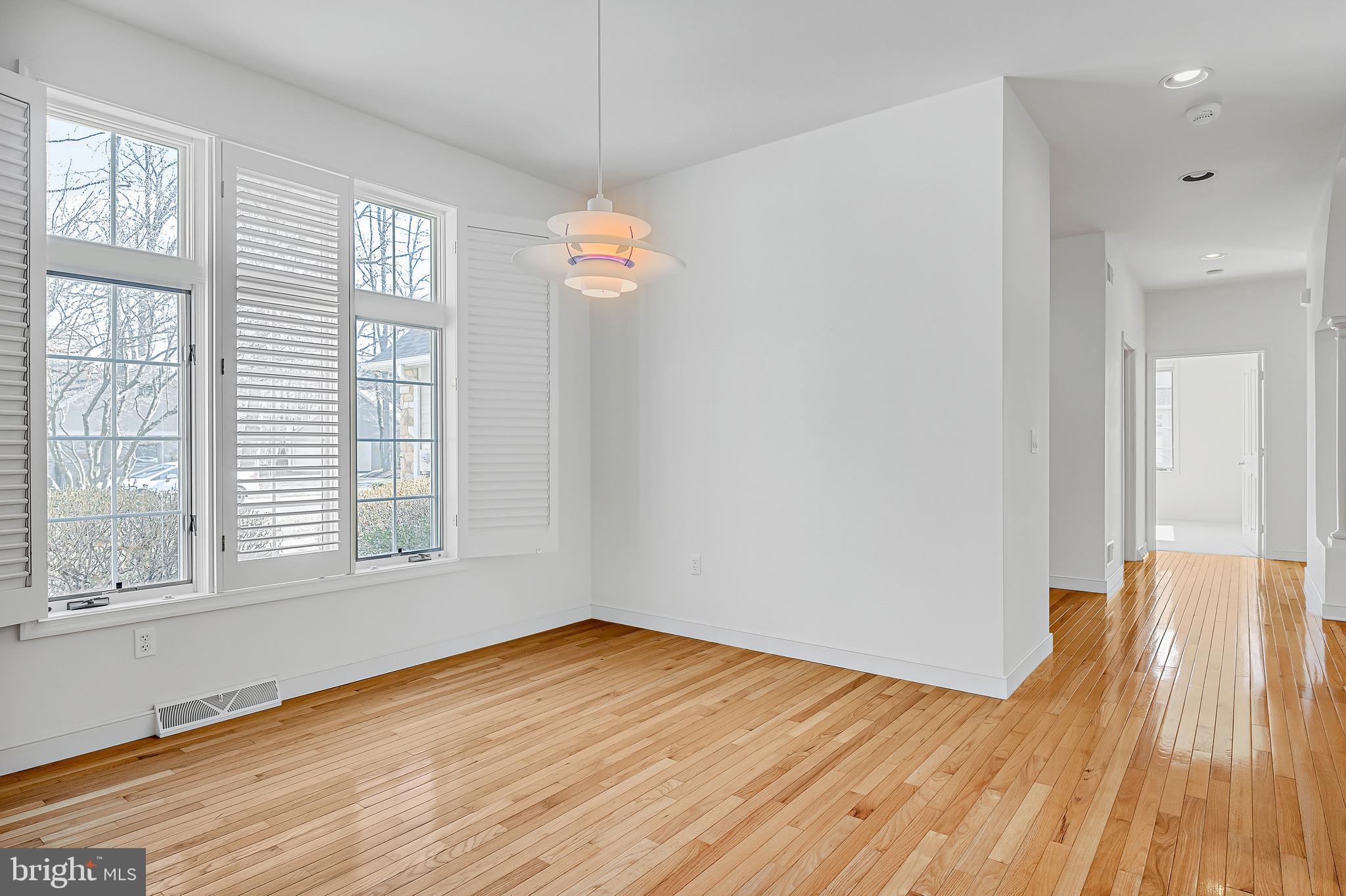 ROSENMILLER WOODS - Residential