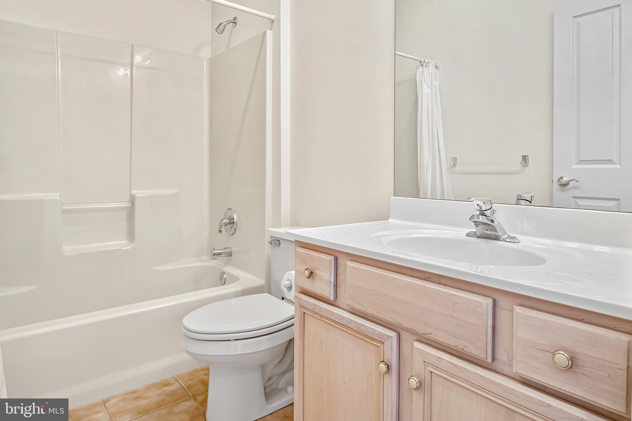 ROSENMILLER WOODS - Residential