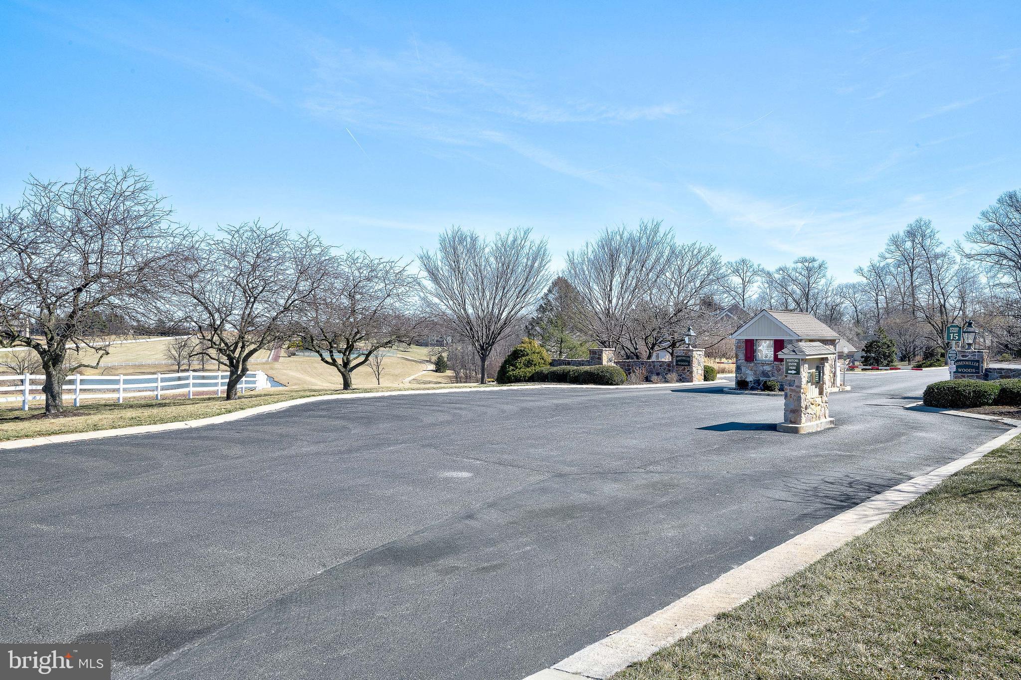 ROSENMILLER WOODS - Residential