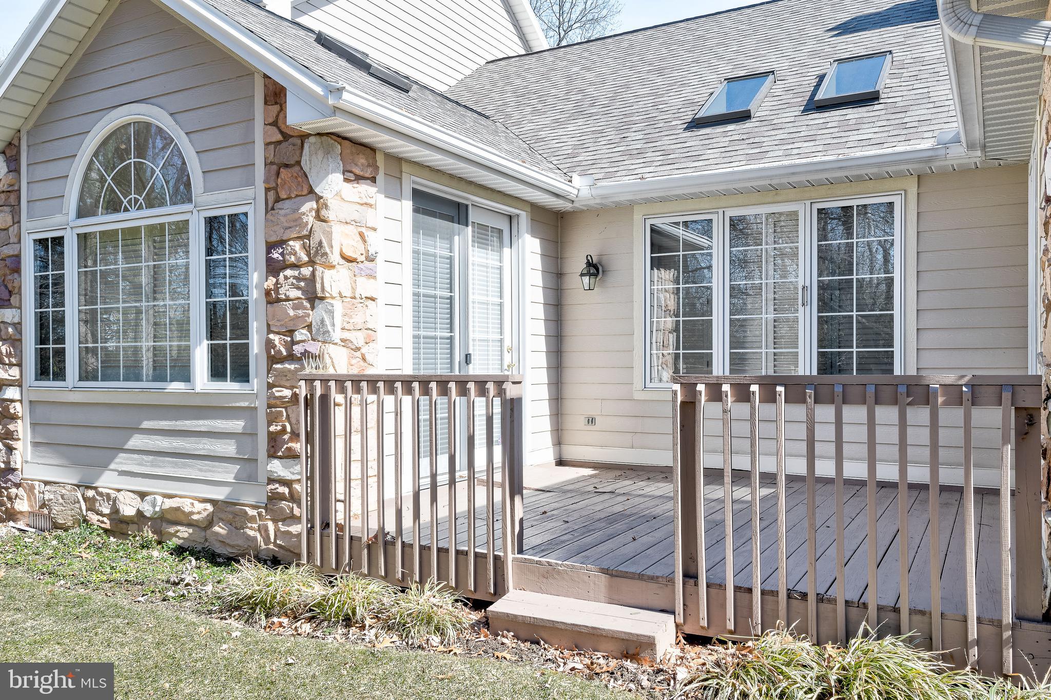 ROSENMILLER WOODS - Residential