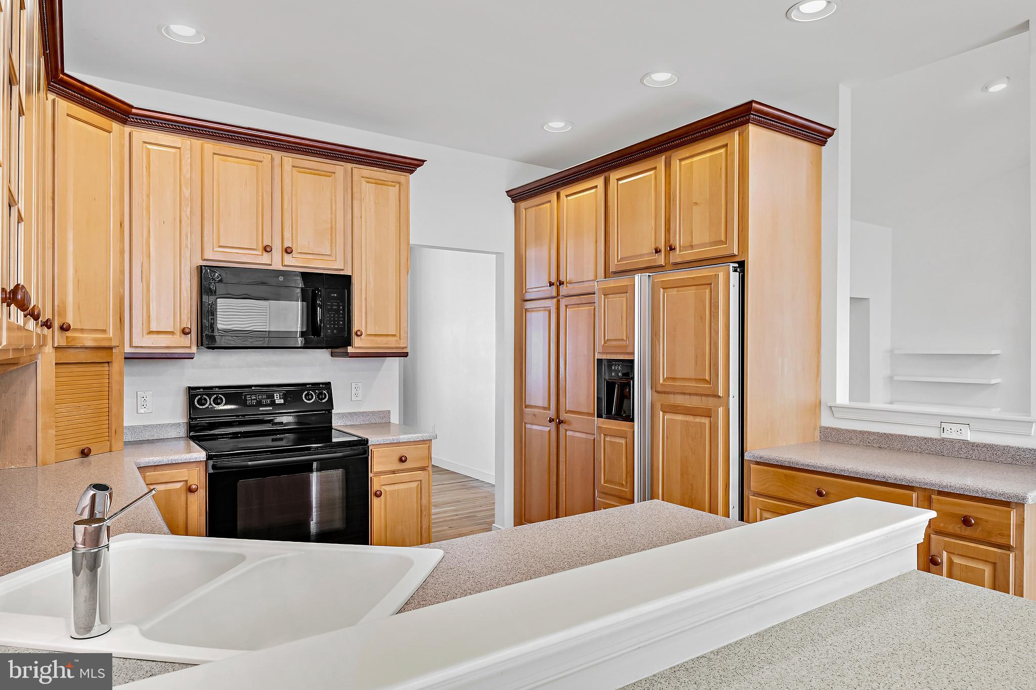 ROSENMILLER WOODS - Residential