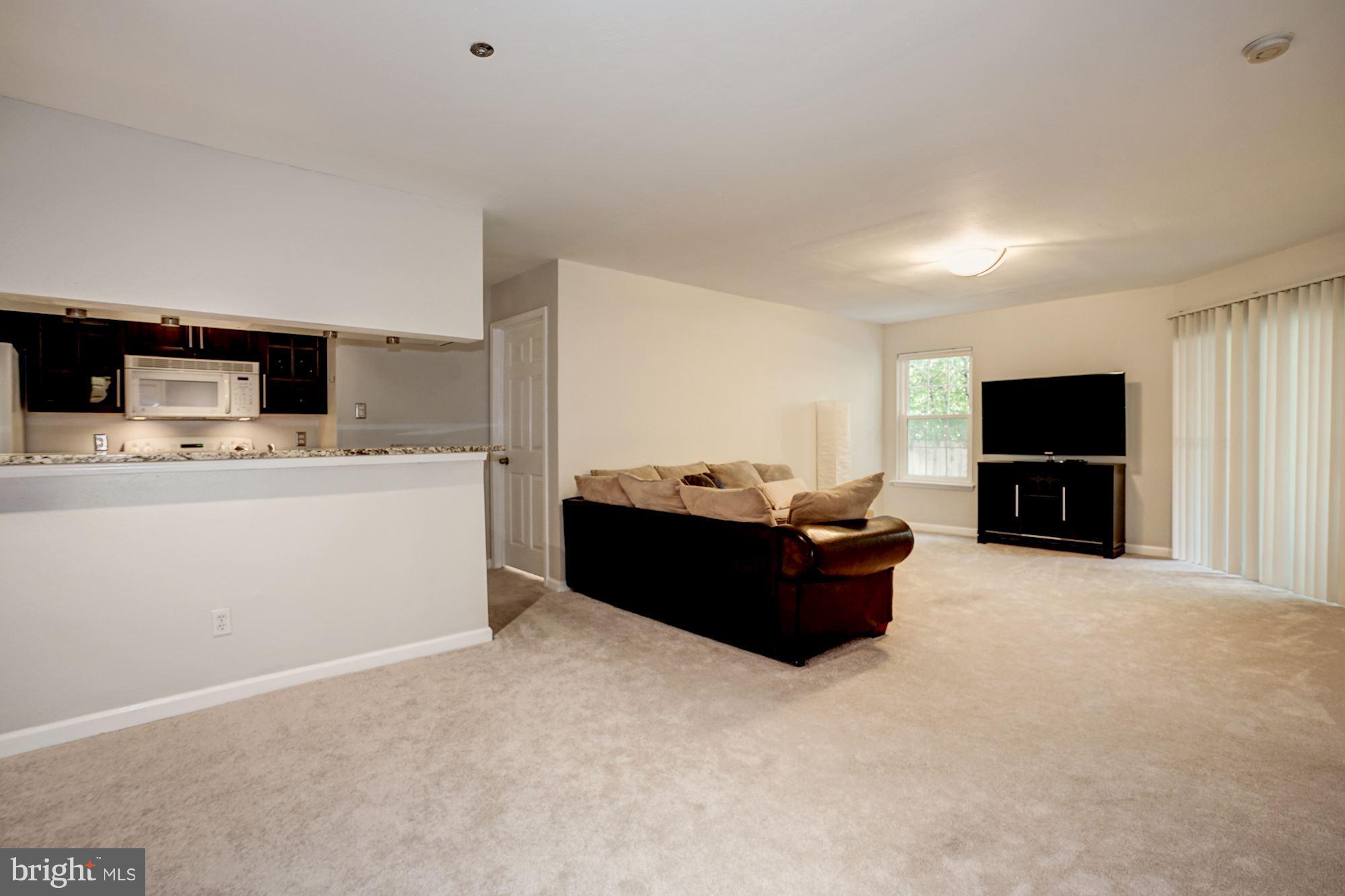 POINTE AT PARK CENTER - Residential